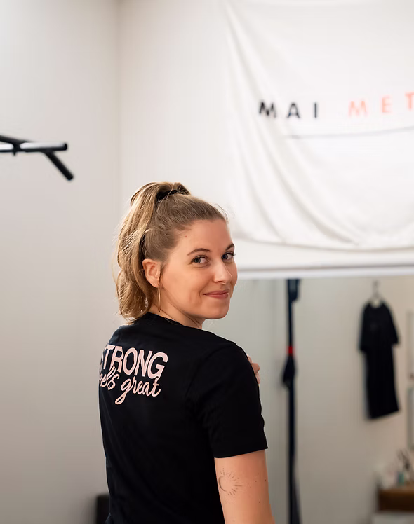 Mai Method studio portrait